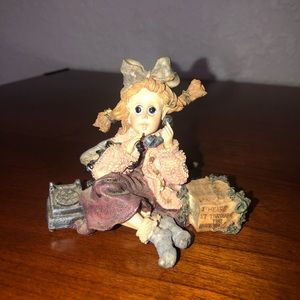 Boyd’s bears figurine